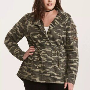 Torrid Camo Print Beaded Cinch Waist Anorak Jacket Coat Zip Military Size 2